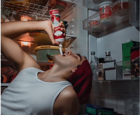 The Decisions We Make Differently When Nobody Else Is Watching